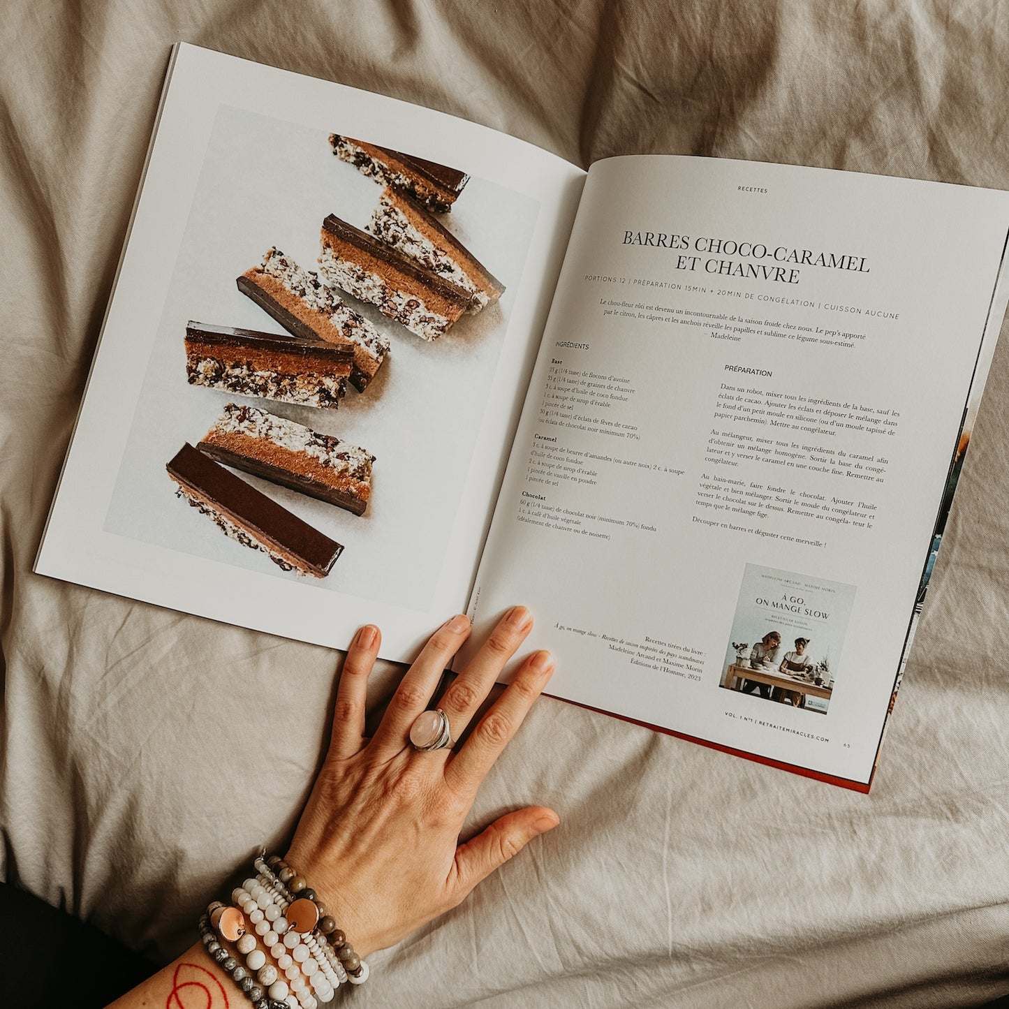 MIRACLES Magazine: The road to oneself, together (with postal delivery)