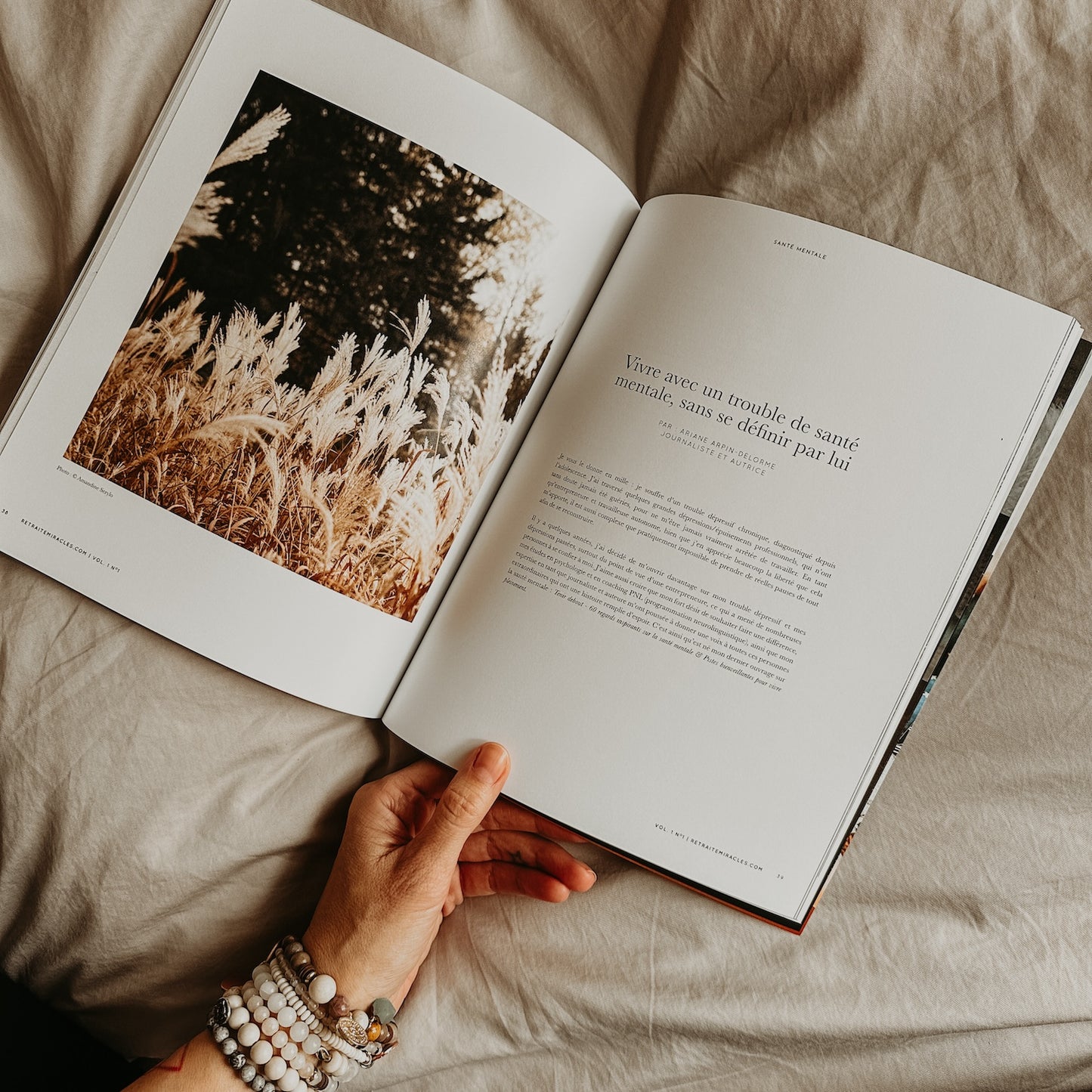 MIRACLES Magazine: The road to oneself, together (with postal delivery)