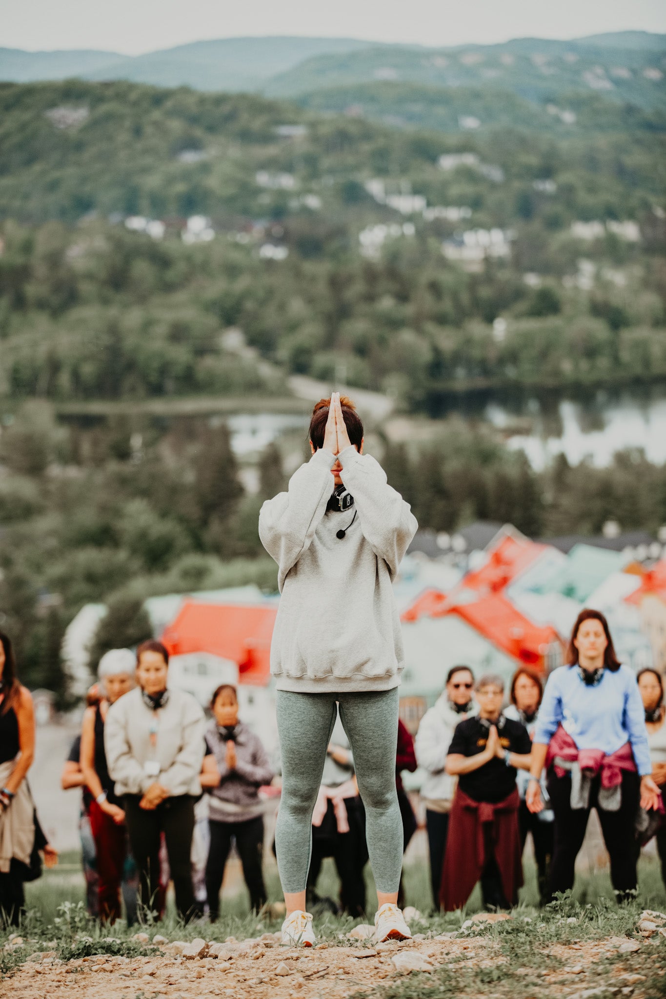 ATELIERS, REPAS & NUITÉE EN OCC. DOUBLE (prix par personne) -  Retraite de yoga, méditation & bien-être MIRACLES