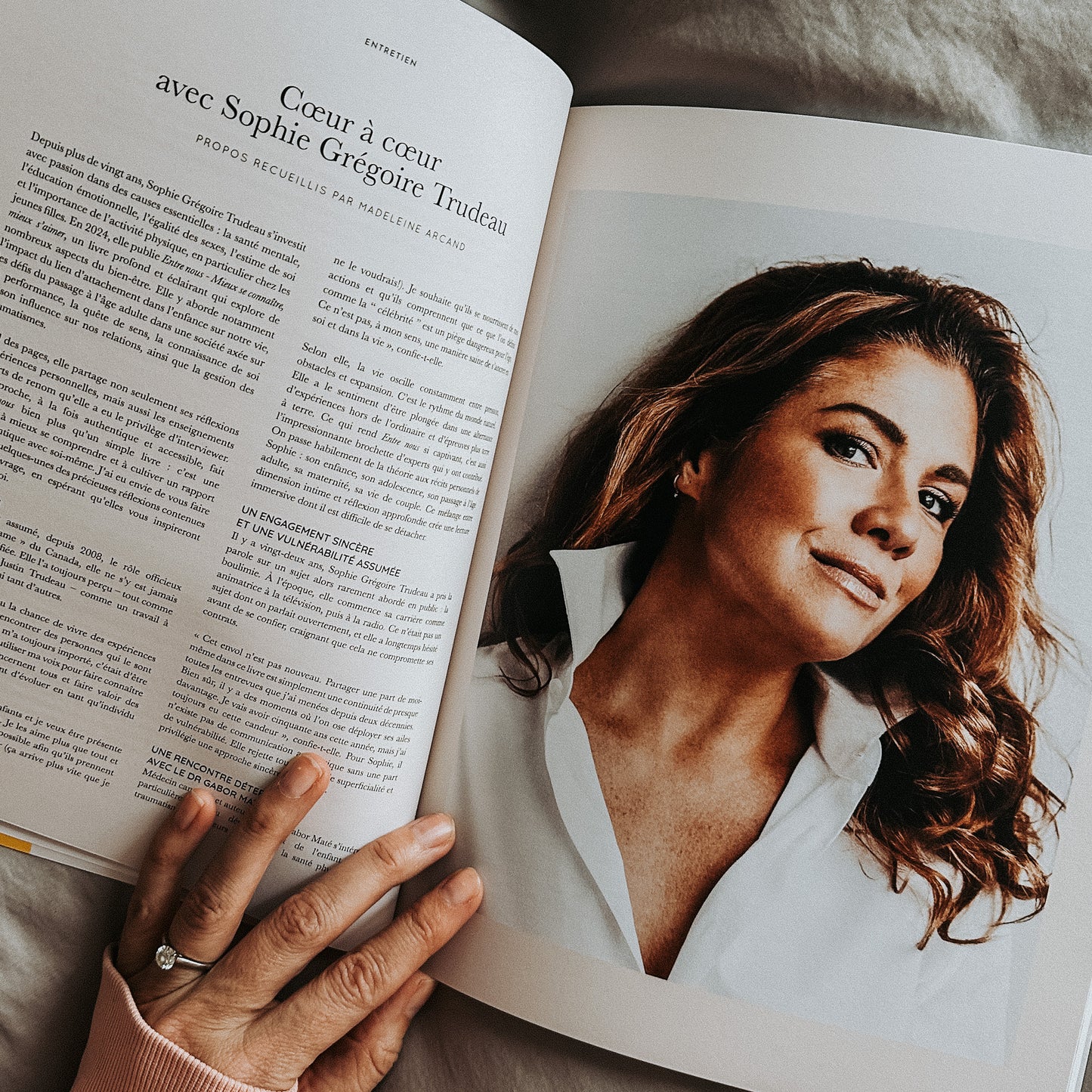 MIRACLES Magazine: The road to oneself, together (WITHOUT postal delivery)