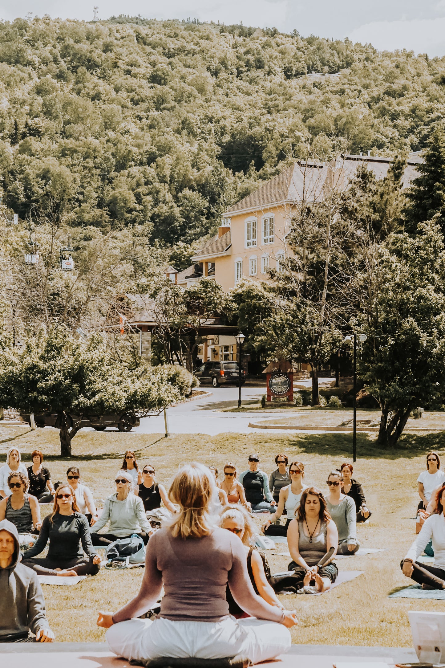 ATELIERS & REPAS - Retraite de yoga, méditation & bien-être MIRACLES