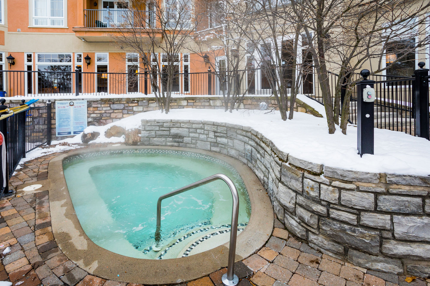 WORKSHOPS, MEALS and OVERNIGHT IN DOUBLE OCCASION (price per person) - MIRACLES Yoga, Meditation and Wellness Retreat 